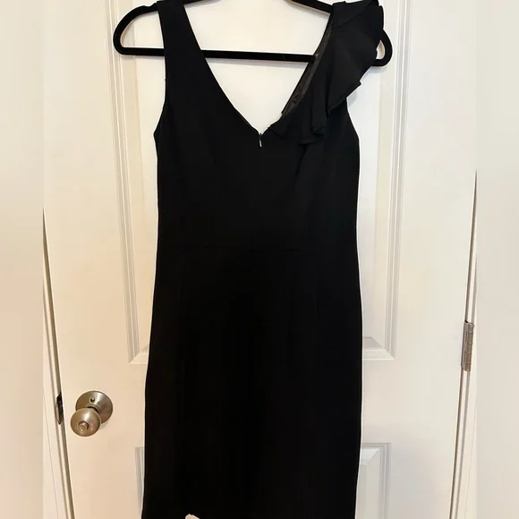 Love Stitch black cocktail dress - Picture 2 of 11